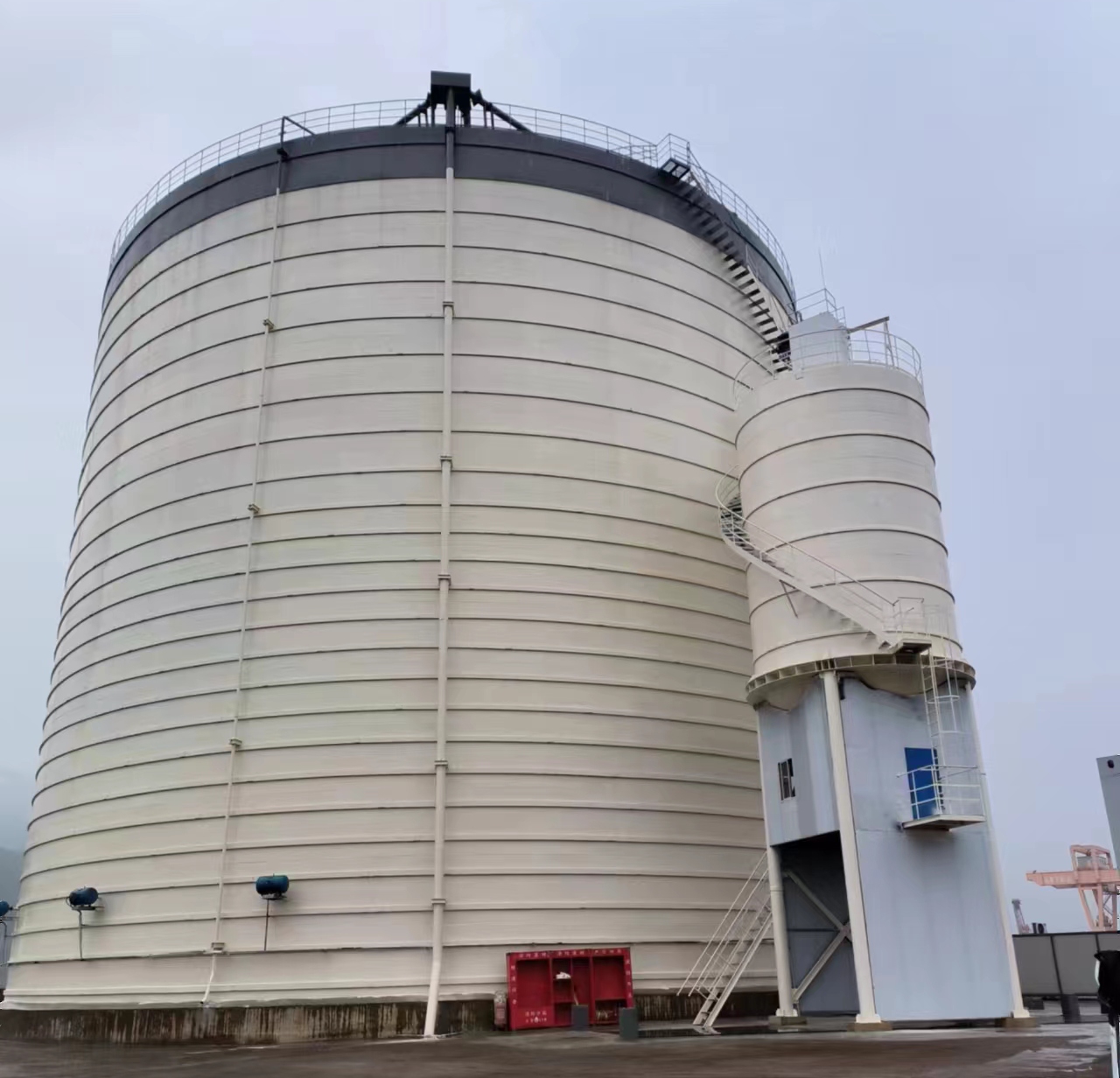 连南10万吨水泥钢板库